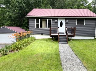 327 Phillips Rd, Glenburn, ME 04401