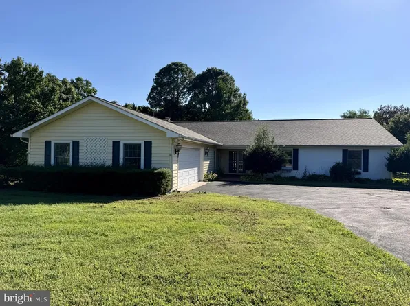 24575 Deepwater Point Dr, Saint Michaels, MD 21663