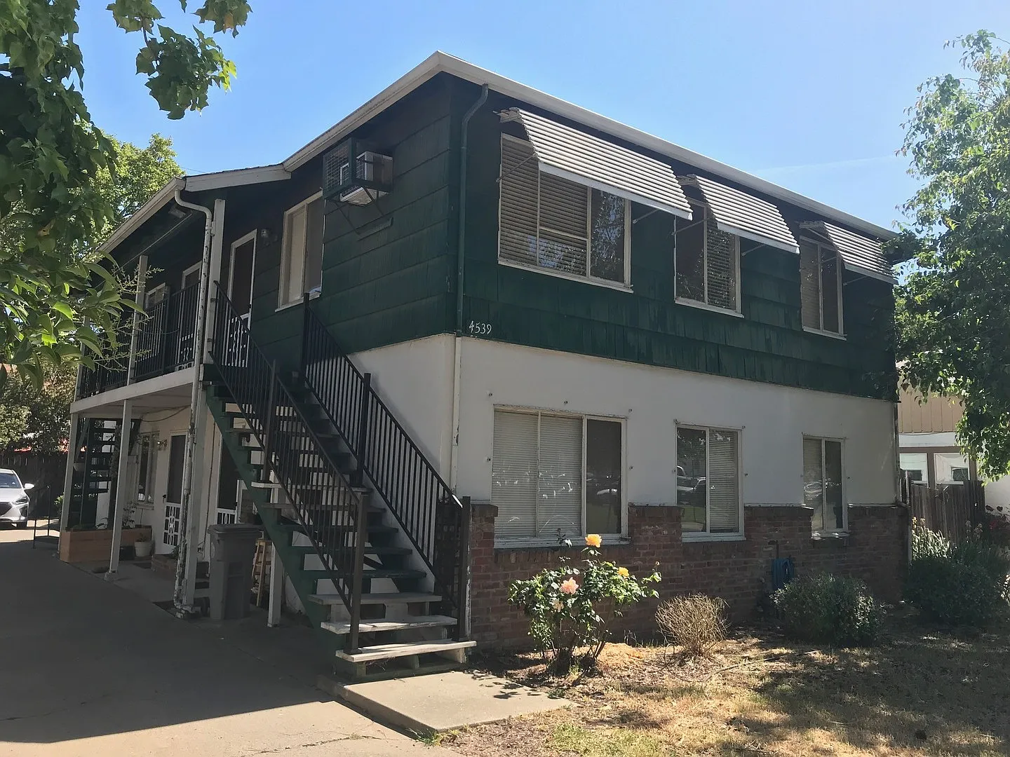 4539 V St #A-d photo 1