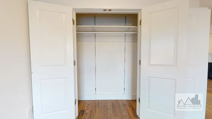 Rented by Metro Garden Realty NYC | media 38