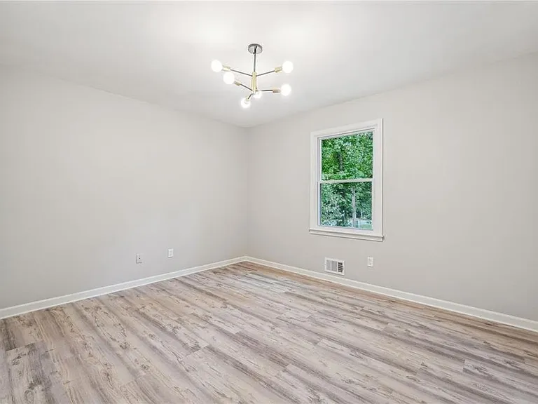 2653 Amy Ct — Photo 14