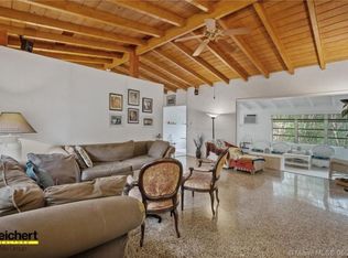1220 NE 152nd St, North Miami Beach, FL 33162