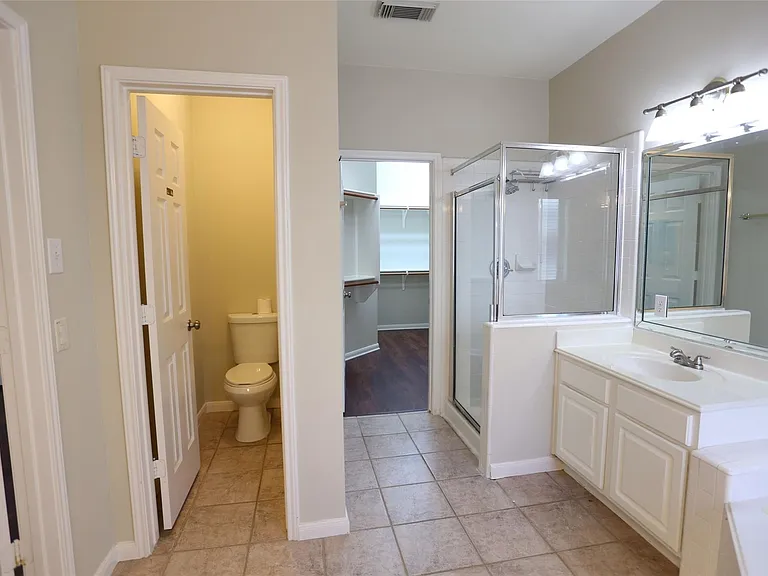 3327 Summerwood Ln — Photo 17