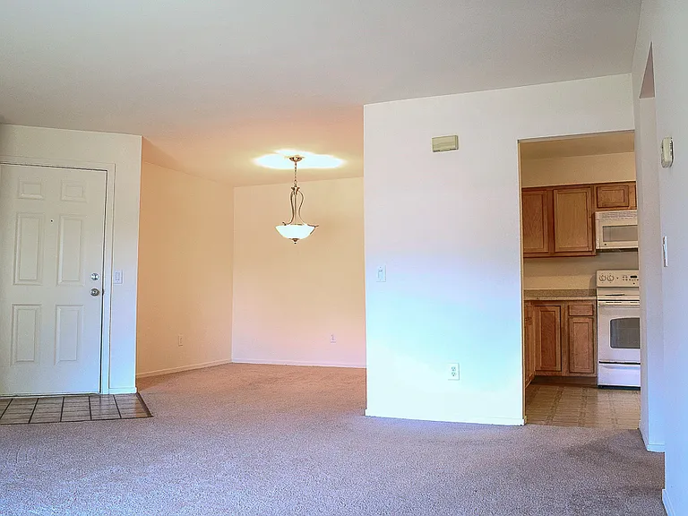 2605 Greenstone Blvd #208 — Photo 5