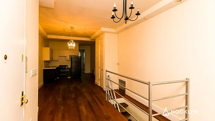 Rented by Nooklyn NYC LLC | media 28