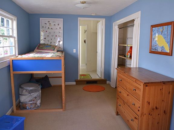 4th image of 3917 Whittle Ave