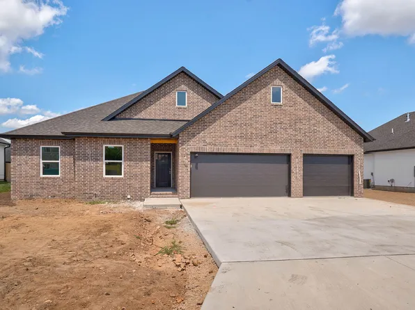 3045 E Heritage Street, Republic, MO 65738