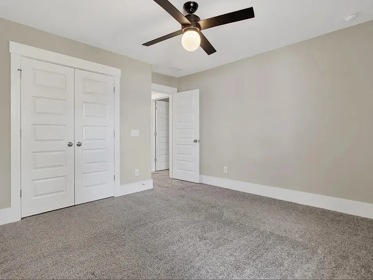 2081 Utsey St — Photo 54