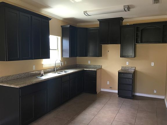 5th image of 126 Guanajuato Dr