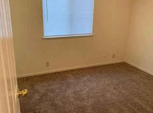 410 1/2 E Elm St, Lodi, CA 95240