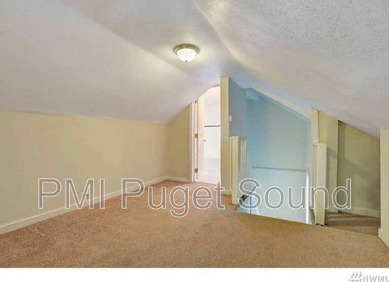 1108 S Ridgewood Ave — Photo 14