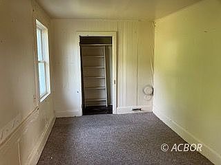 3rd image of 305 N 3rd Ave