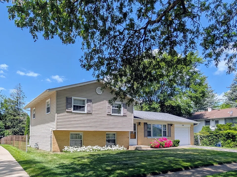 476 Raupp Blvd