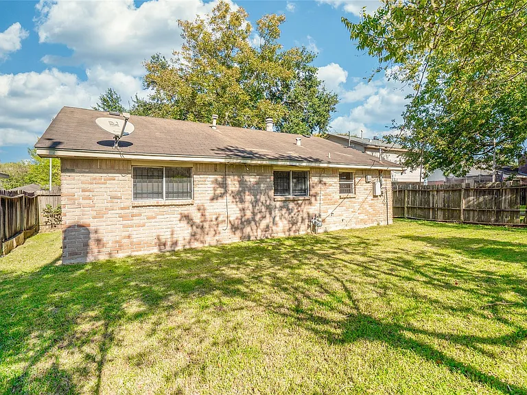 5411 Ingomar Way — Photo 13