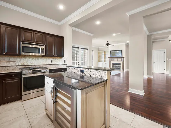 37441 Amalfi Dr, Prairieville, LA 70769