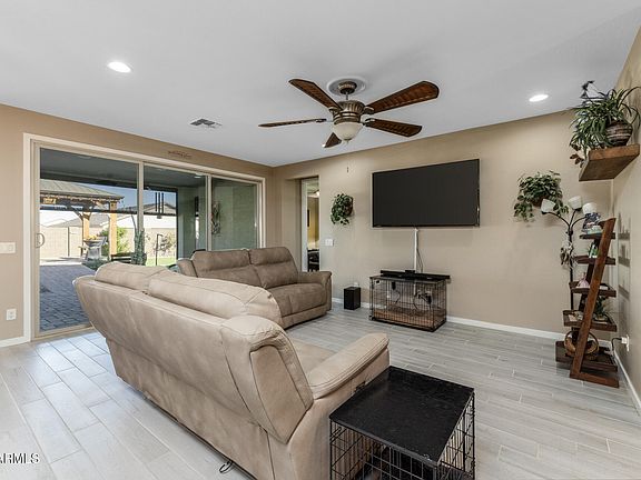 3rd image of 4588 W SUNCUP Drive