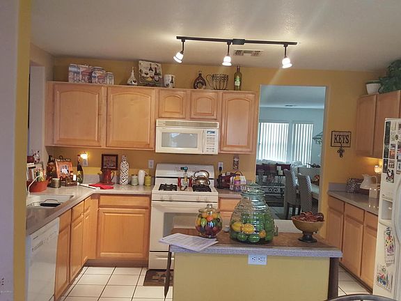 4th image of 5217 S Fox Trot Dr