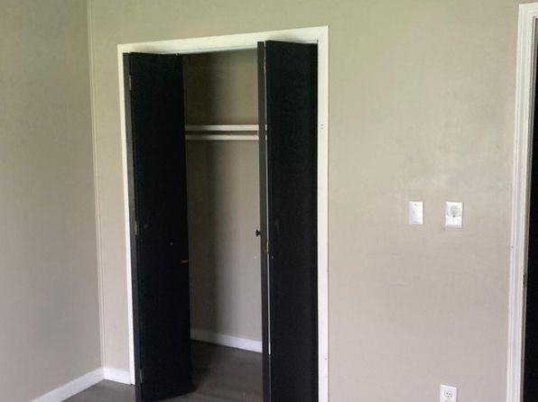 70 Fairview Dr #5