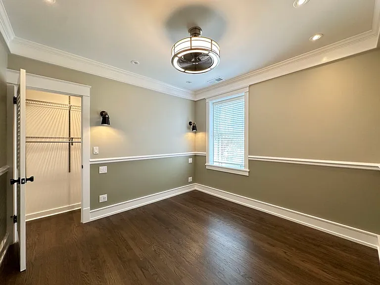 1653 W Gregory St #4 — Photo 15