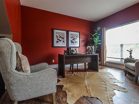 2nd image of 108 Woodside Ct