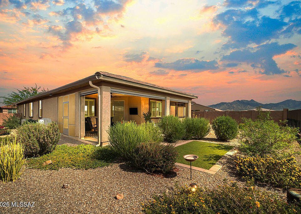 1st image of 555 N Pecan Canyon Ln