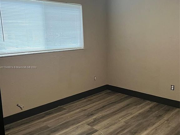 4th image of 402 NW 59th Ter #402