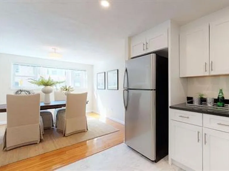 137 Glenville Ave #2 — Photo 7