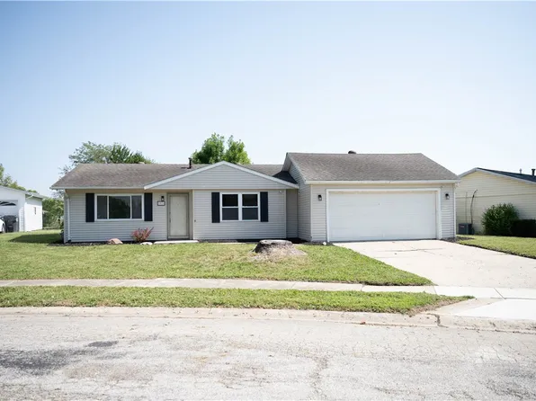 1976 King Arthur Dr, Decatur, IL 62526