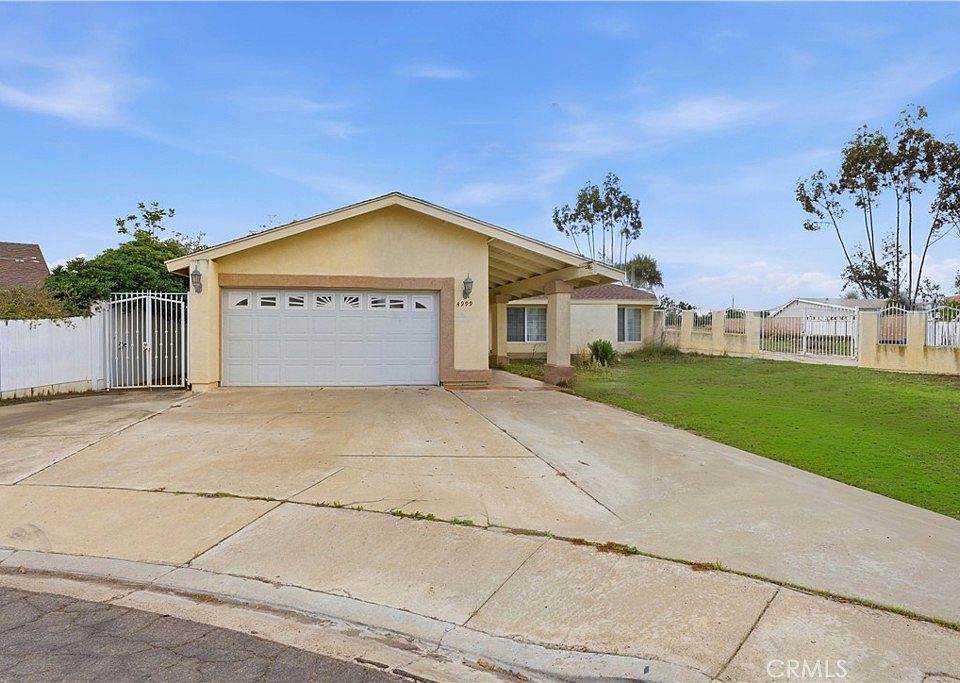 1st image of 4999 Paguera Ct