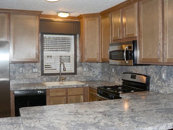 5th image of 4208 E 29th St
