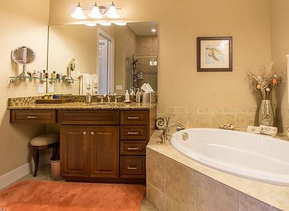 5th image of 8787 Coastline Ct APT 201