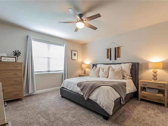 5th image of 9213 Margaret Jewel Ln