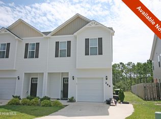 266 Currituck Dr, Holly Ridge, NC 28445