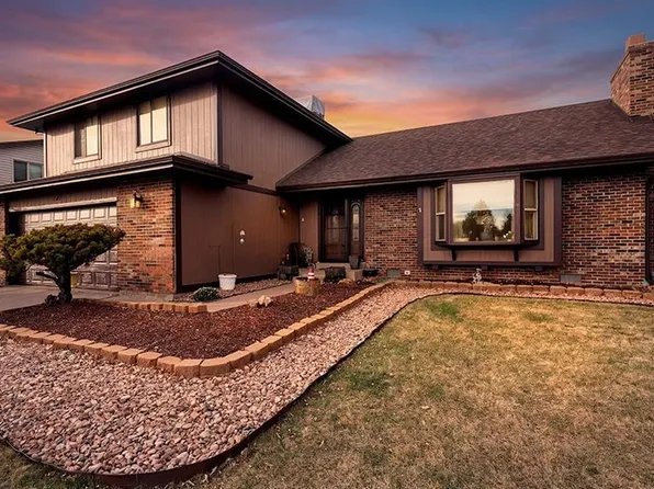 7385 W Walker Dr, Littleton, CO 80123