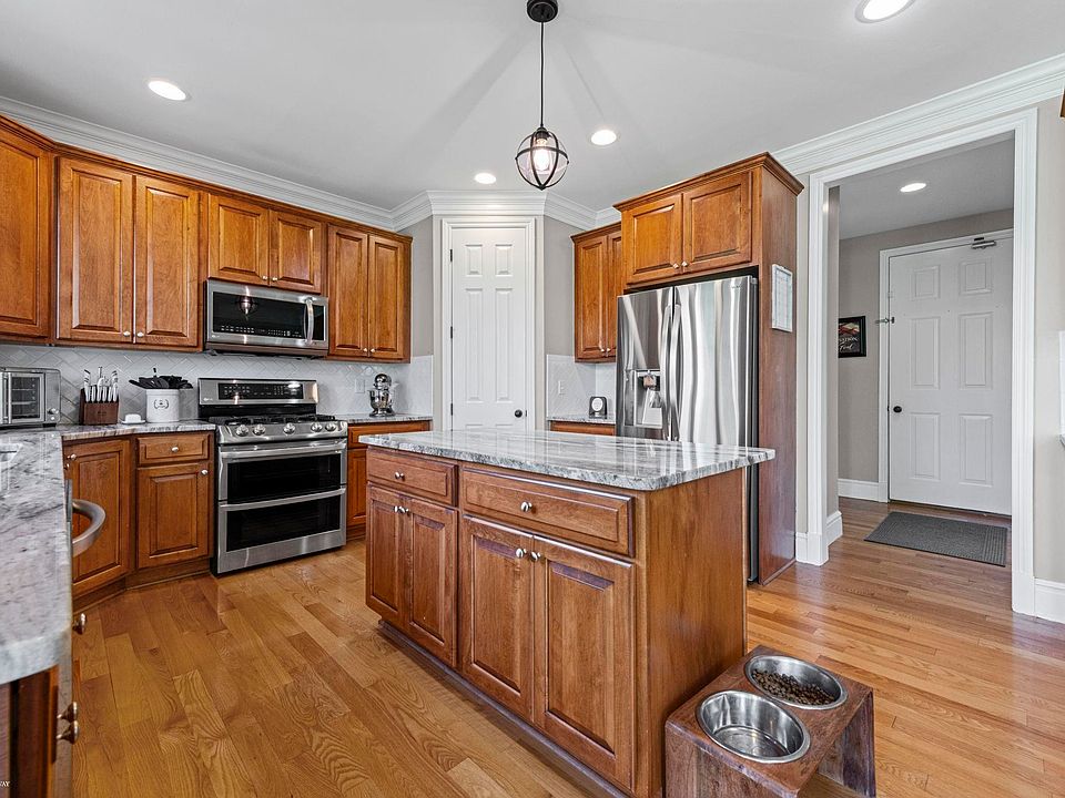 68242 Lake Angela Pointe, photo 17