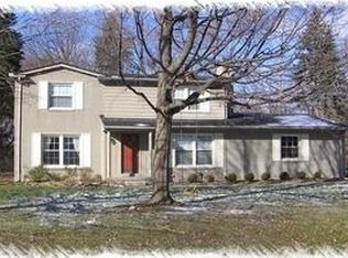 28423 Brandywine Rd, Farmington Hills, MI 48334