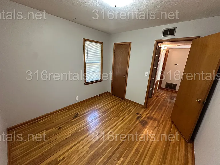 3114 W Dora St — Photo 7