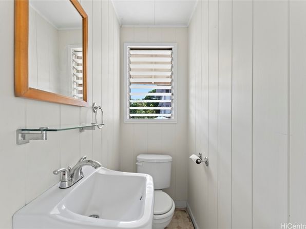 honolulu-hawaii-82510415 picture