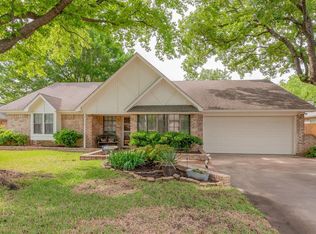 8532 Neil Ct, North Richland Hills, TX 76182