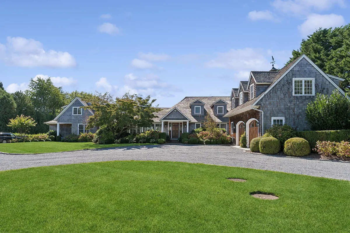 Building Photo - Mecox Bay Ln