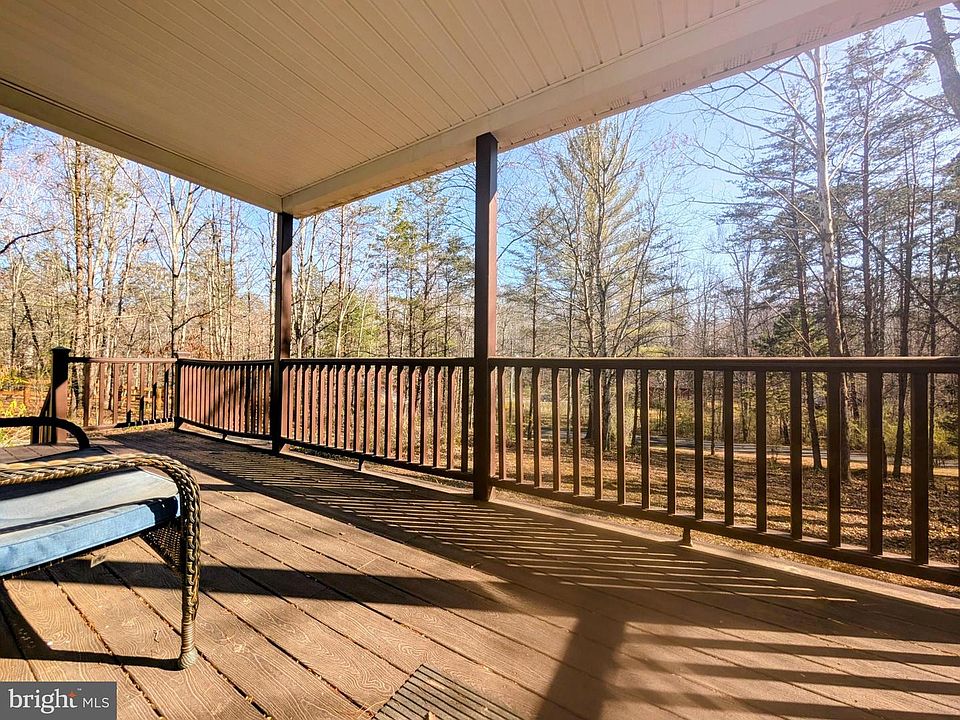 2nd image of 271 Rambling Rd