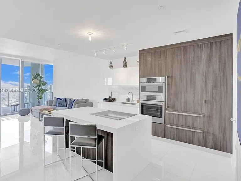 851 NE 1st Ave #2900 — Photo 7