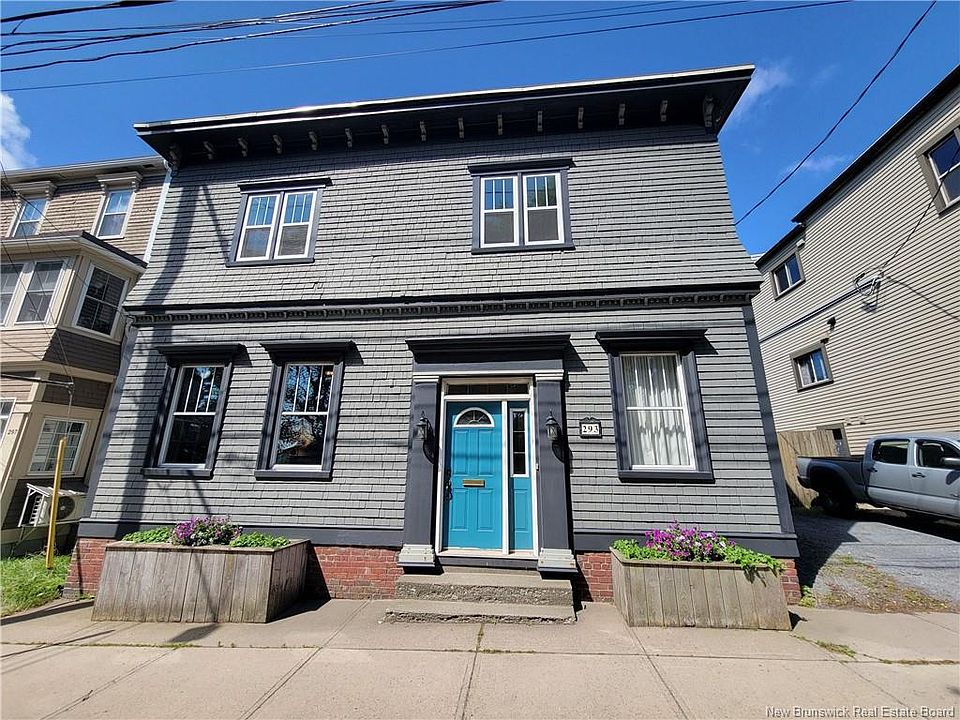 1st image of 293 Crown St