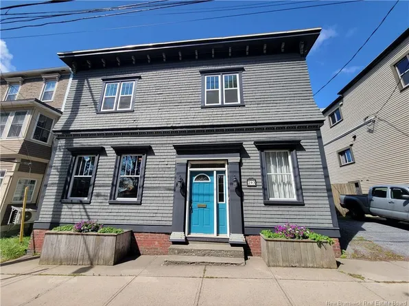293 Crown St, Saint John, NB E2L 2Y3