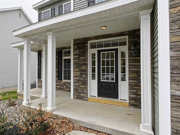 2nd image of 33 Heritage Pointe Dr