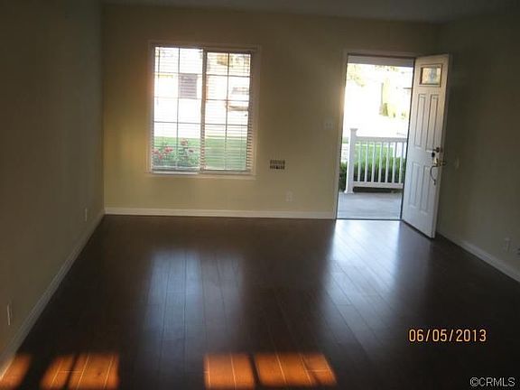 4th image of 1527 Baldy View Ave