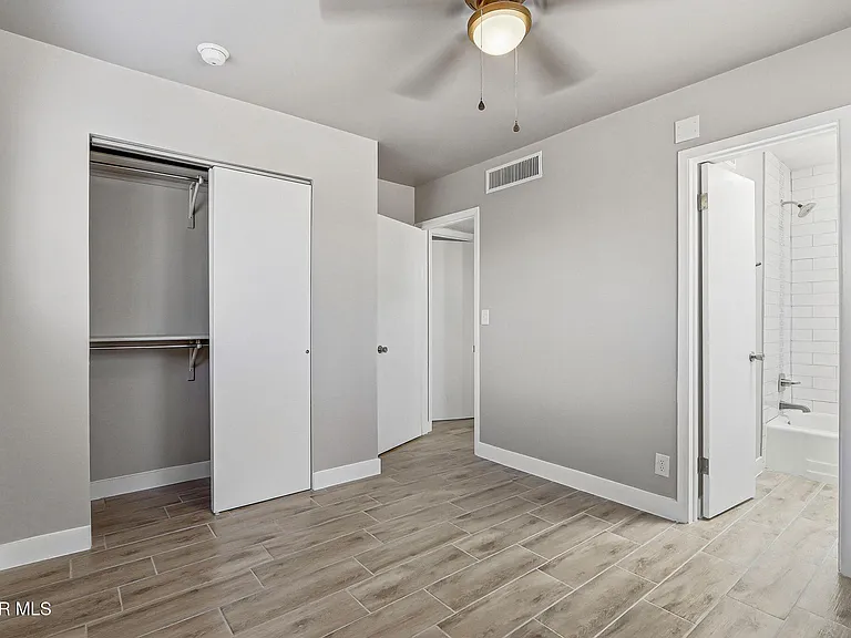 5704 Sage Ct — Photo 23