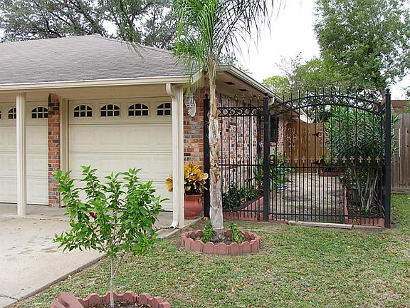 4th image of 215 Buckboard Dr