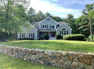 7 Winterberry Ln, Westport, MA 02790