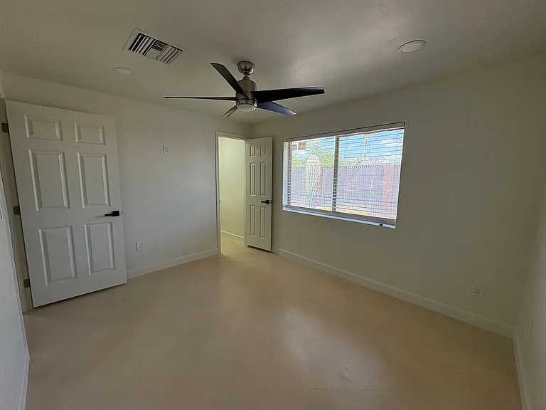 770 S Bryant Ave — Photo 18